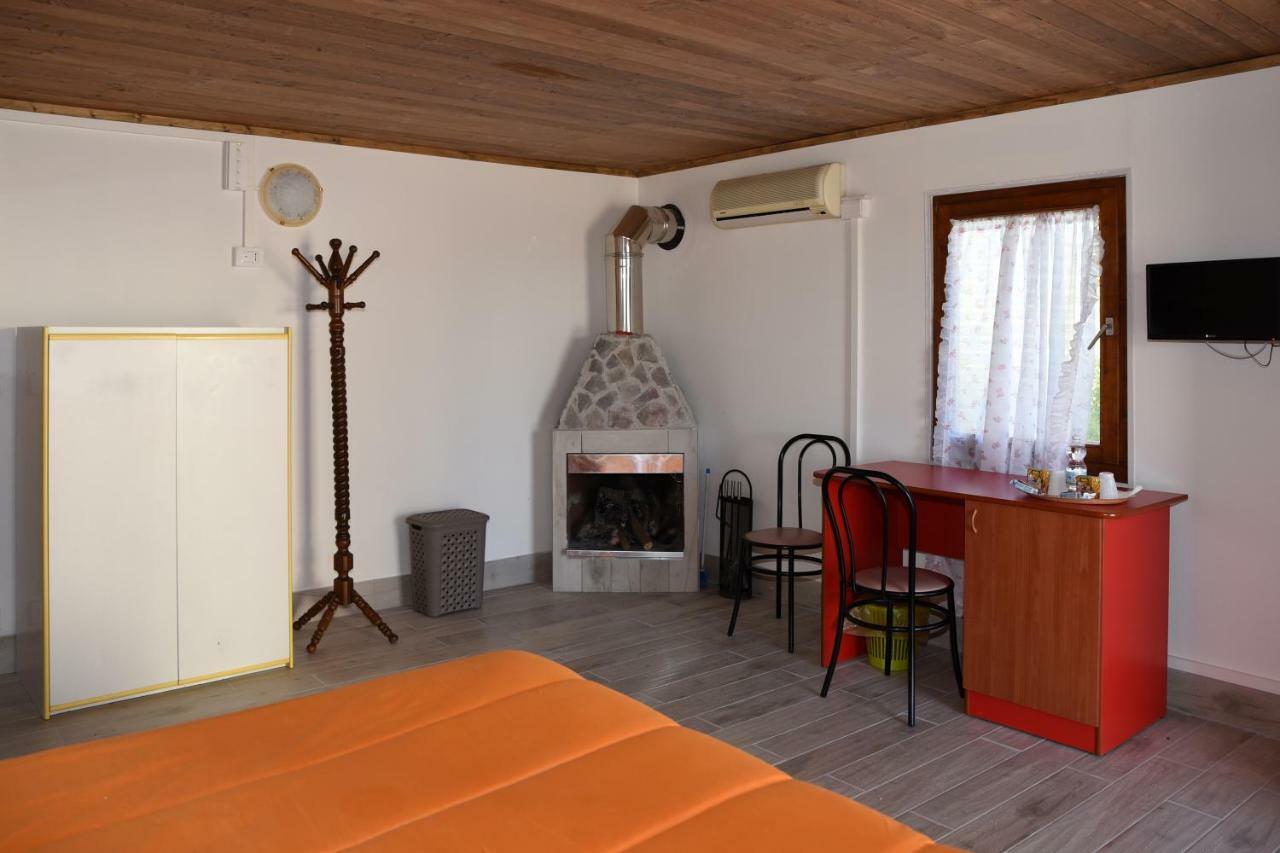 B&B Sentiero Romantico Эболи Экстерьер фото
